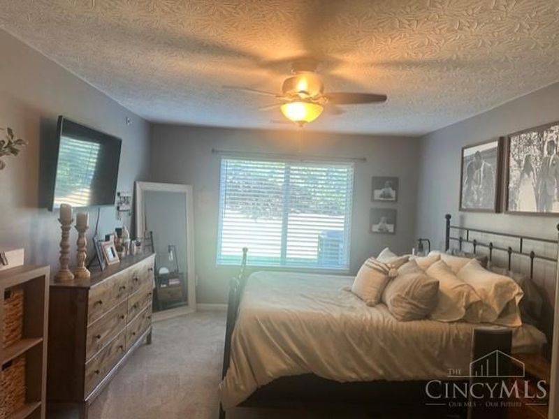 389 Legacy Way, Harrison, OH 45030 Photo 14