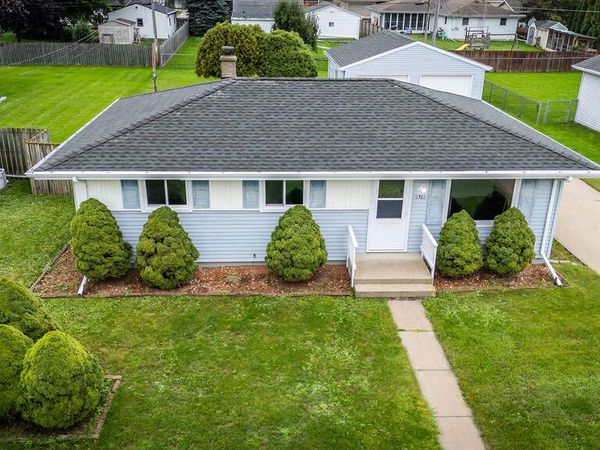 1921 N 29th St, Sheboygan, WI 53081