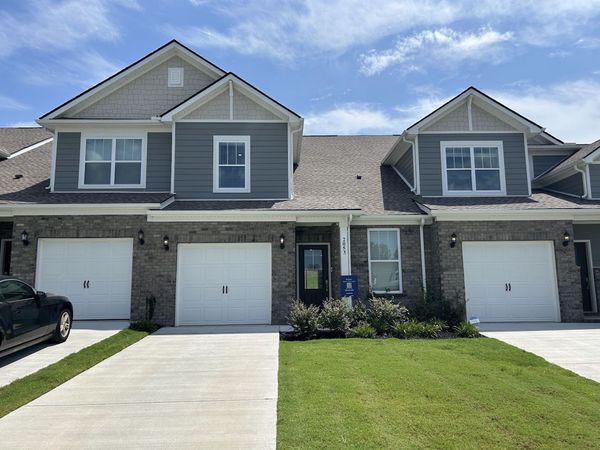 2053 Nectar Ln , Columbia, TN 38401