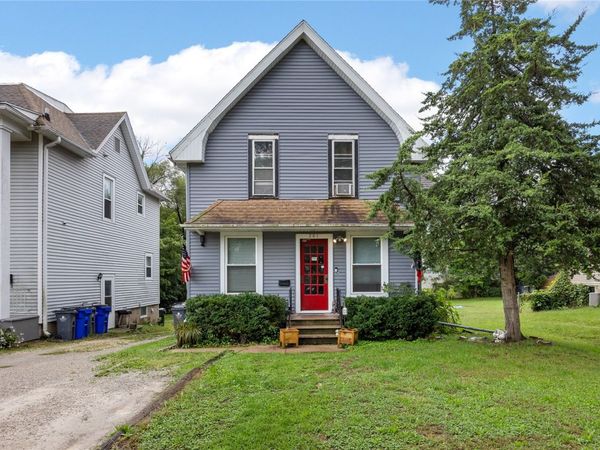 281 34th Street Drive SE, Cedar Rapids, IA 52403
