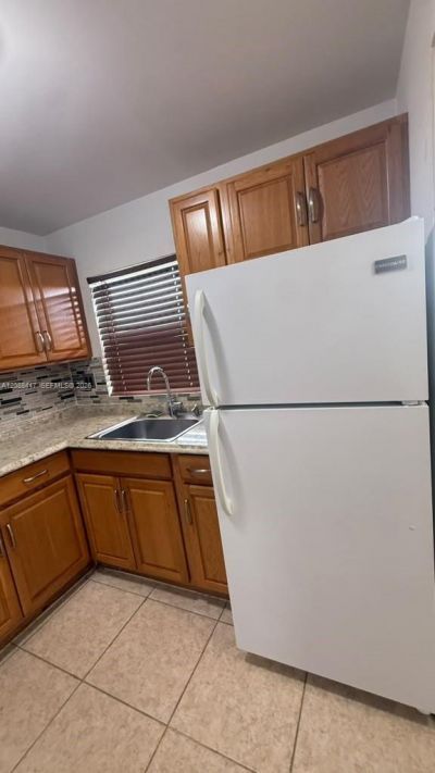 9641 Sunrise Lakes Blvd, Unit 305, Sunrise, FL 33322 Photo