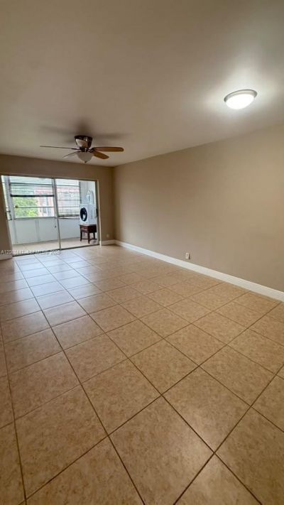 9641 Sunrise Lakes Blvd, Unit 305, Sunrise, FL 33322 Photo