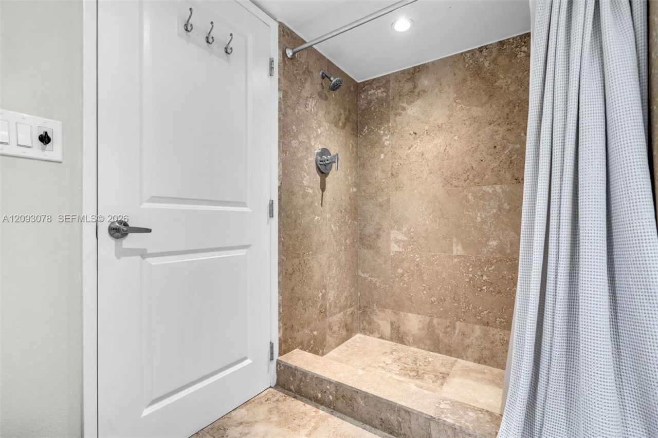 520 Brickell Key Dr, Unit A700, Miami, FL 33131 Photo