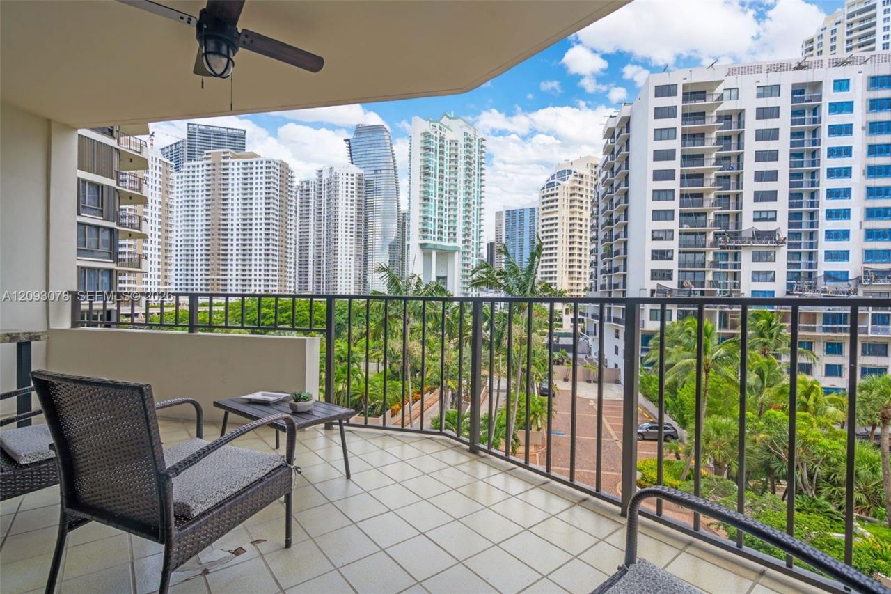520 Brickell Key Dr, Unit A700, Miami, FL 33131 Photo