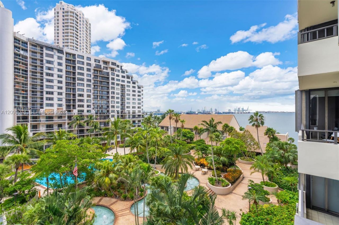 520 Brickell Key Dr, Unit A700, Miami, FL 33131 Photo