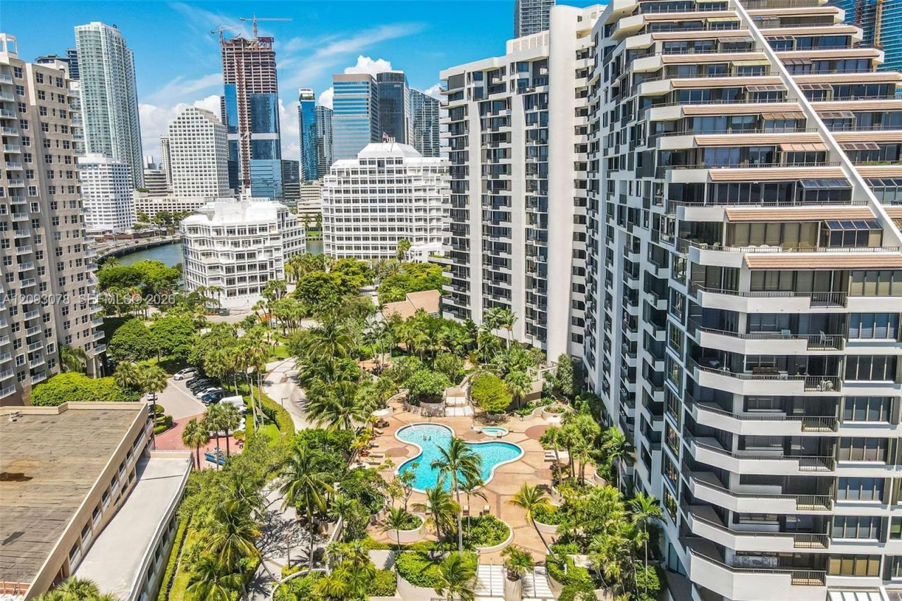 520 Brickell Key Dr, Unit A700, Miami, FL 33131 Photo