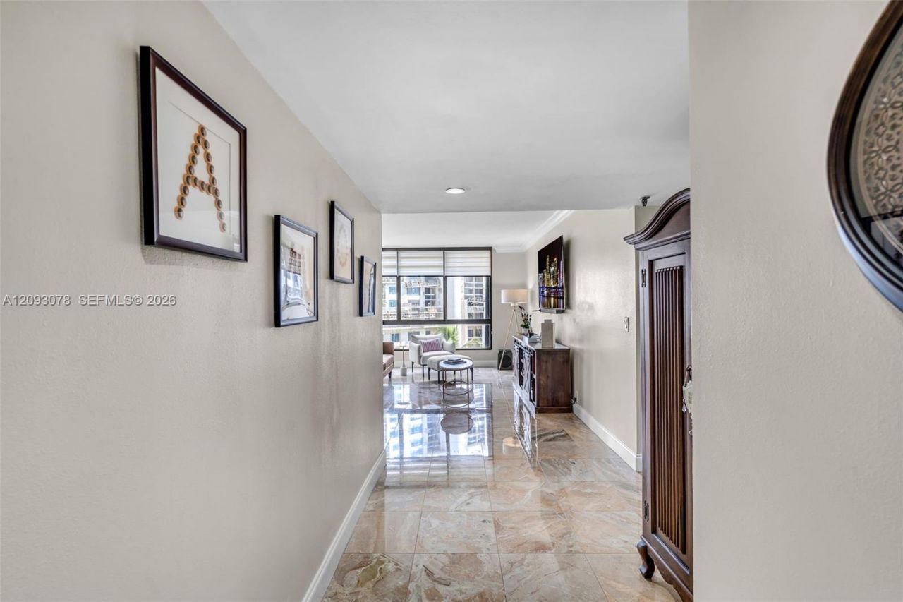 520 Brickell Key Dr, Unit A700, Miami, FL 33131 Photo