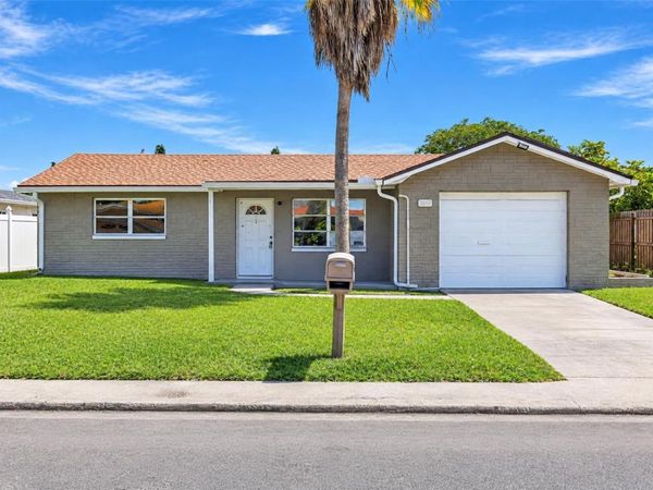 1300 MAYBURY DRIVE, HOLIDAY, FL 34691