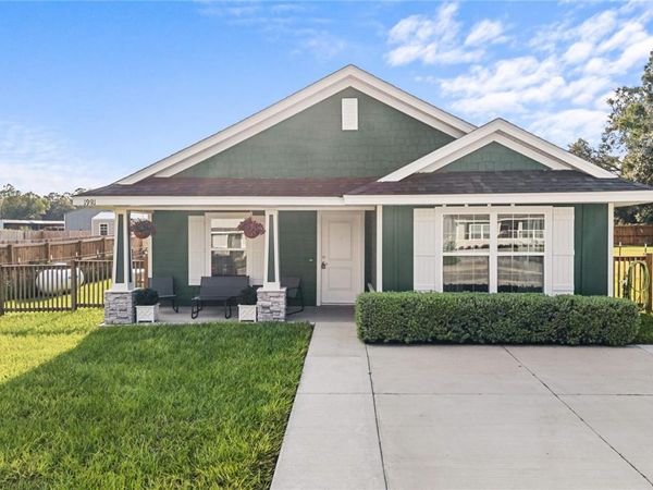 1981 N ROBERTS TRAIL , BELL, FL 32619