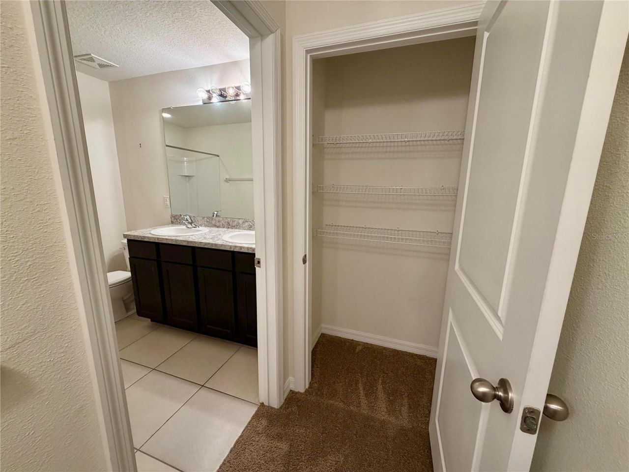 5513 Ashton Cove Court, Sarasota, FL 34233 Photo