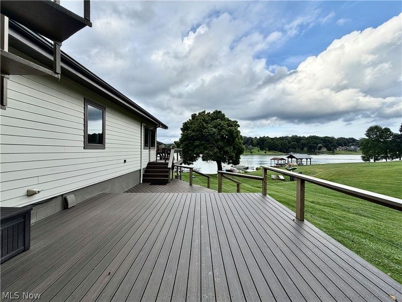 47829 Tomahawk Drive, Negley, OH 44441 Photo 17