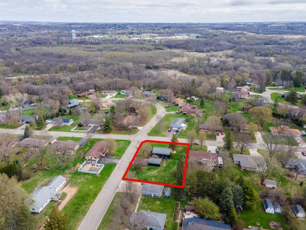 1474 Aldrich Court , Faribault, MN 55021
