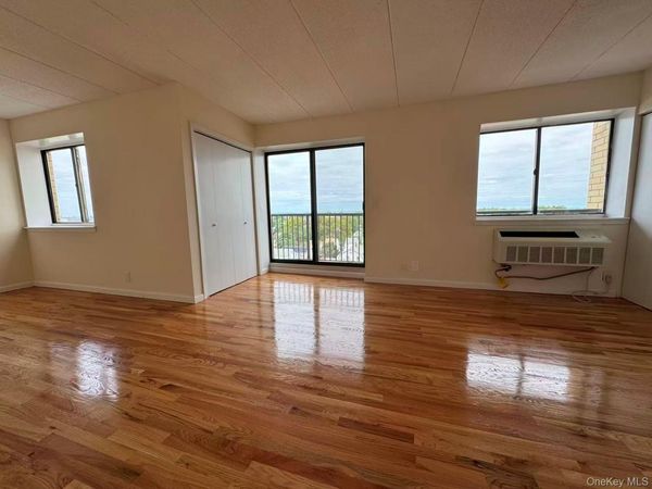 145-18 34th Ave , Unit 8D, Flushing, NY 11354