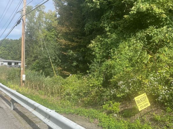 3632 RTE. 9. , Hyde Park, NY 12601