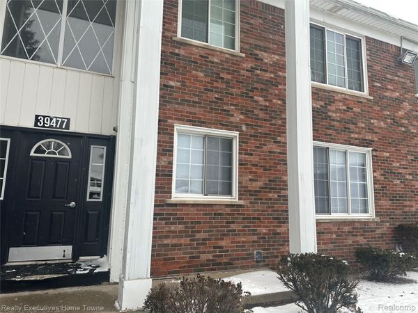 39477 Van Dyke Avenue , Sterling Heights, Mi 48313