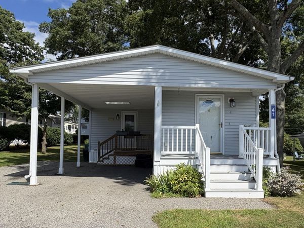 41 Pocahontas Drive, Plymouth, MA 02360