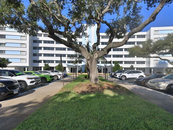 1224 S Peninsula Drive, Unit 205, Daytona Beach, FL 32118