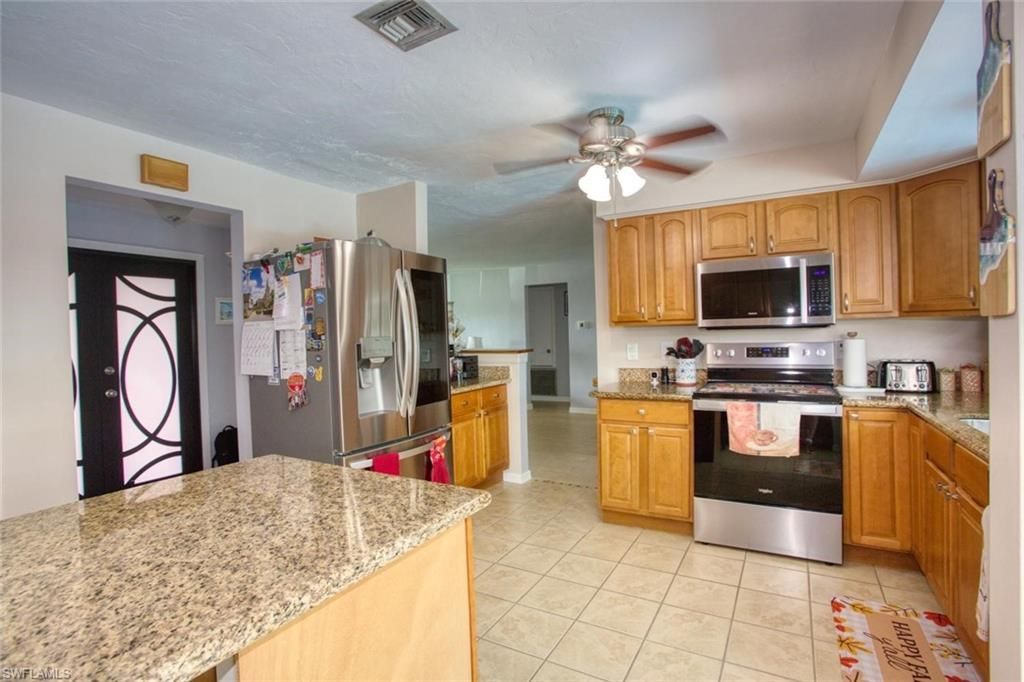 1227 Everest Pkwy, Cape Coral, FL 33904 Photo
