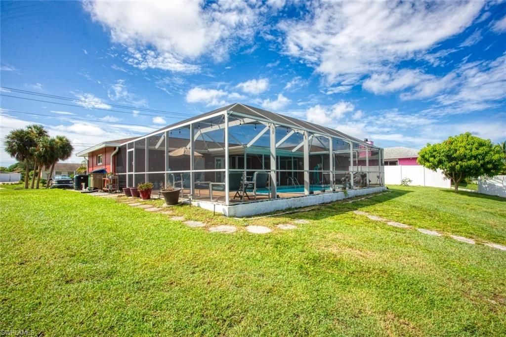 1227 Everest Pkwy, Cape Coral, FL 33904 Photo