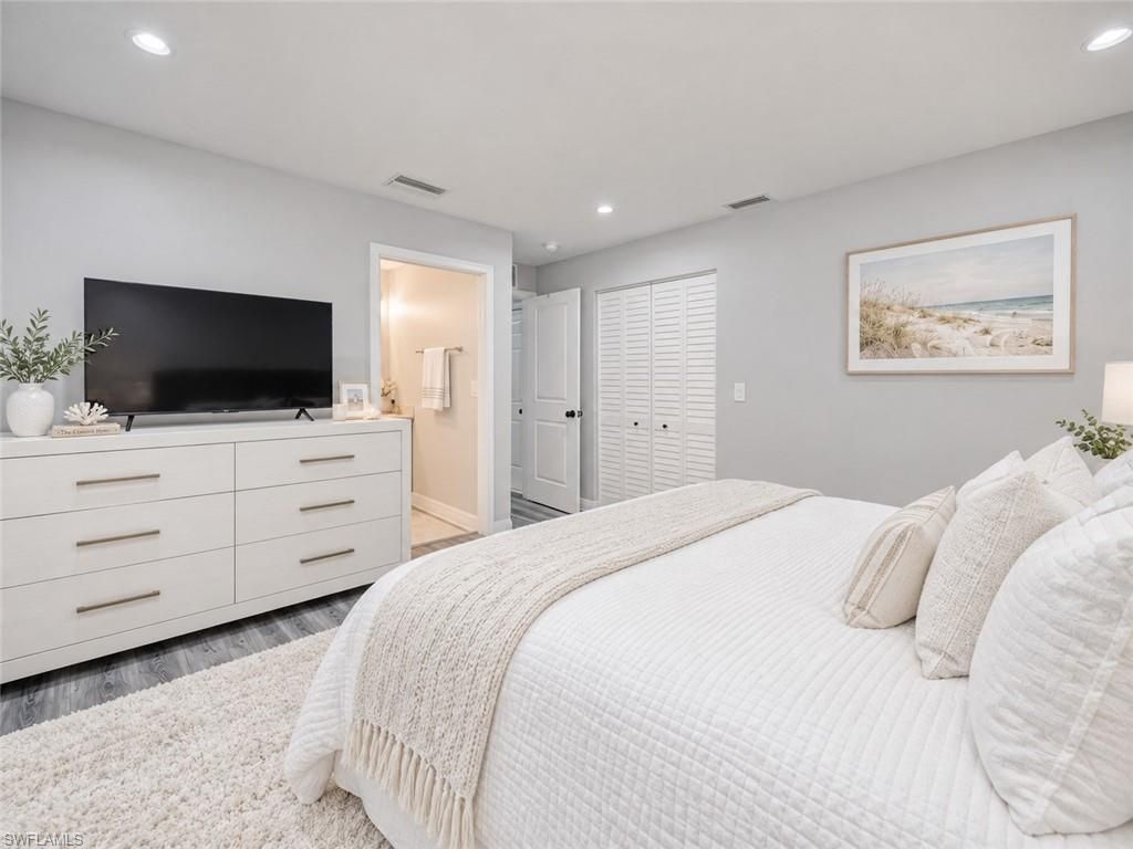 1089 N Town And River Dr, Fort Myers, FL 33919 Photo