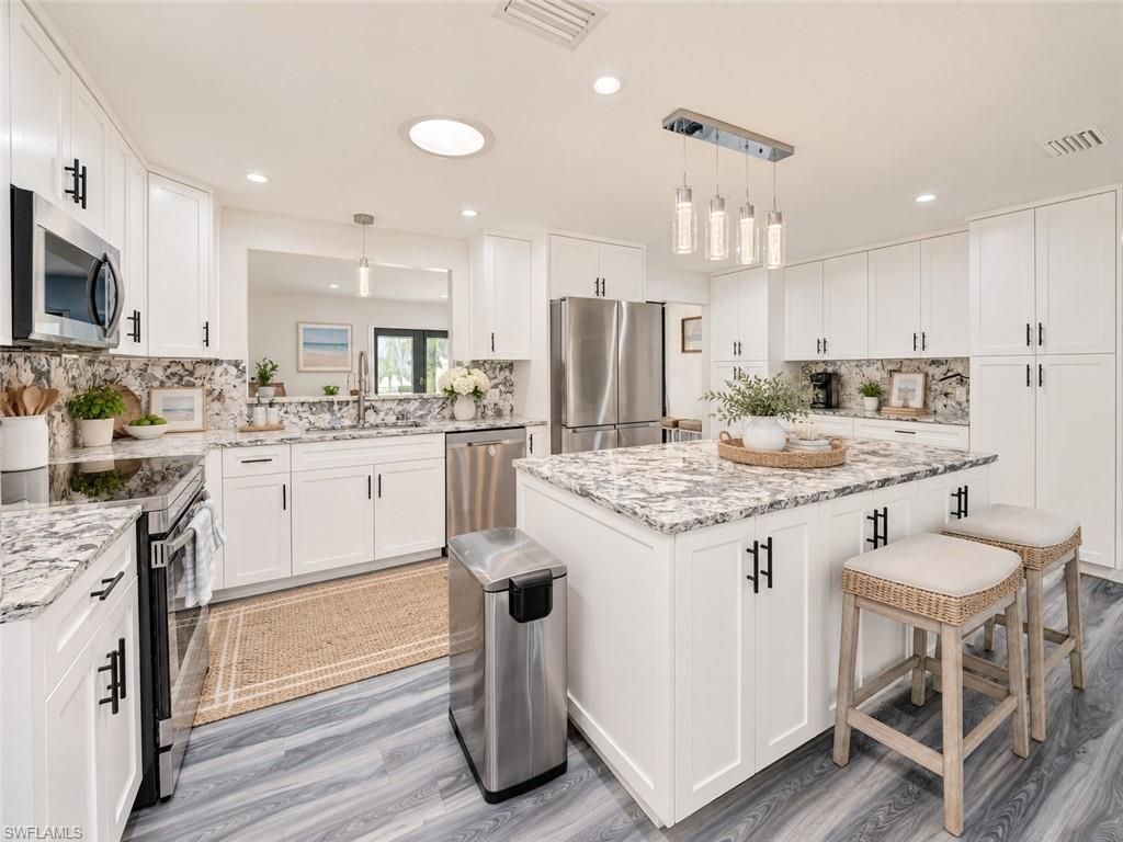 1089 N Town And River Dr, Fort Myers, FL 33919 Photo