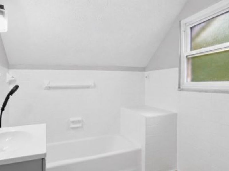 13324 Crennell Avenue, Cleveland, OH 44105 Photo 23
