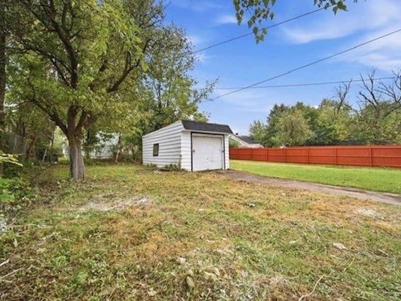 13324 Crennell Avenue, Cleveland, OH 44105 Photo 24