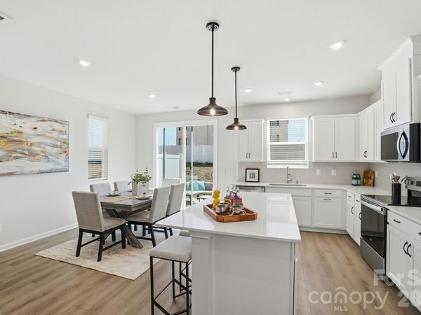 5234 Wyes Oak Lane, Charlotte, NC 28269