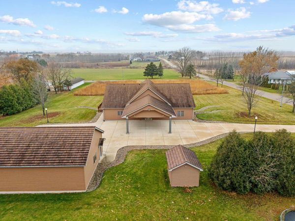 101 E 13th Street, Sumner, IA 50674