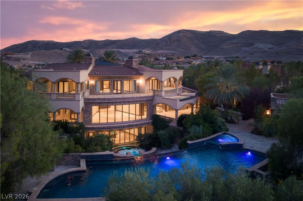 18 Olympia Hills, Las Vegas, NV 89141