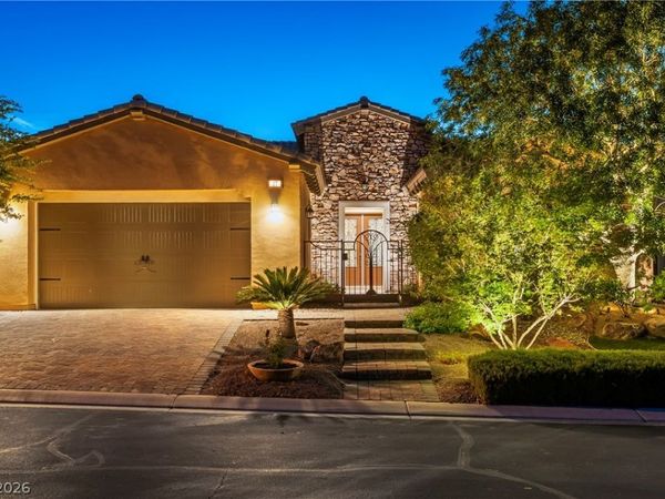 27 Contrada Fiore Drive, Henderson, NV 89011