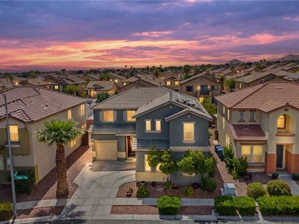 9105 Hines, Las Vegas, NV 89143