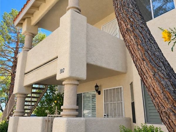 905 Rockview Drive, Unit 202, Las Vegas, NV 89128