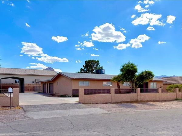 1571 Turf Drive, Henderson, NV 89002
