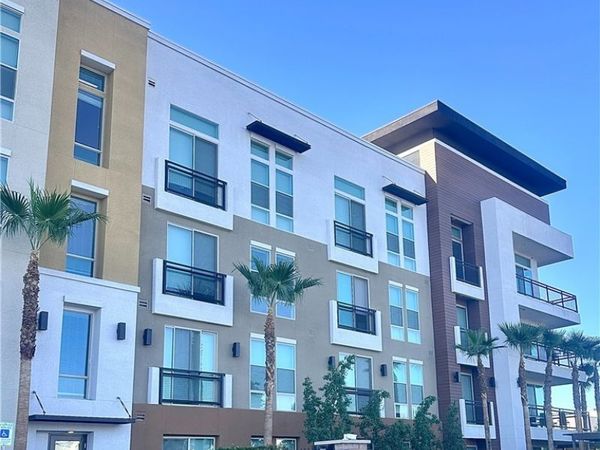 6755 W Arby Avenue, Unit 125, Las Vegas, NV 89118
