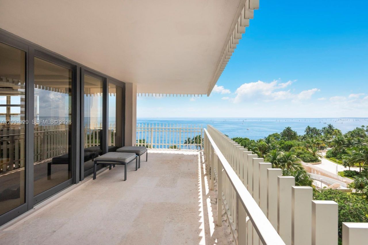 3 Grove Isle Dr, Unit C801-C802, Miami, FL 33133 Photo