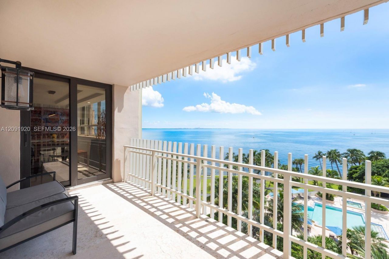 3 Grove Isle Dr, Unit C801-C802, Miami, FL 33133 Photo