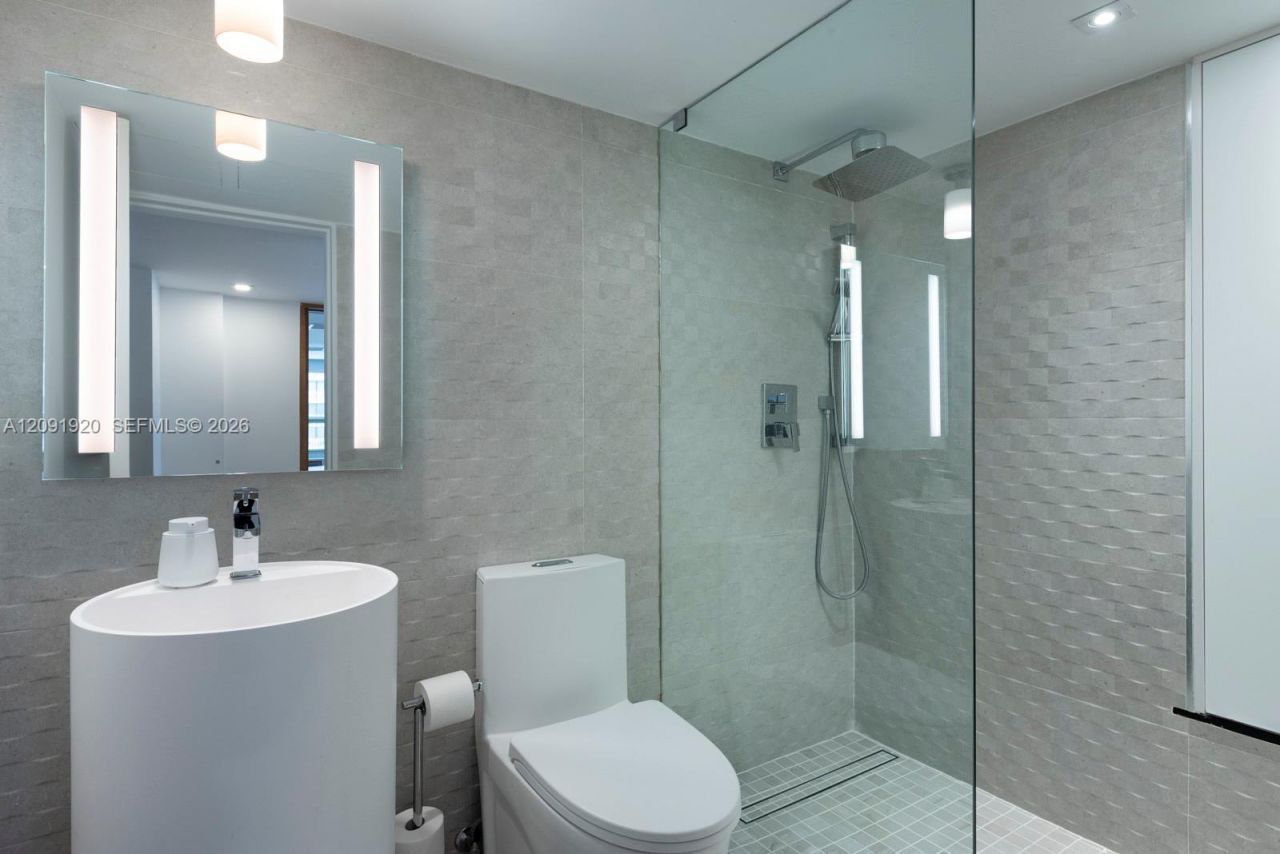 3 Grove Isle Dr, Unit C801-C802, Miami, FL 33133 Photo