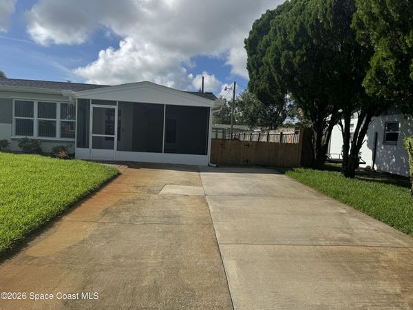 977 Kaufman Street , Cocoa, FL 32927