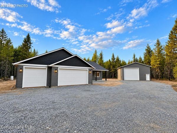 243 Songbird WAY , Spirit Lake, ID 83869