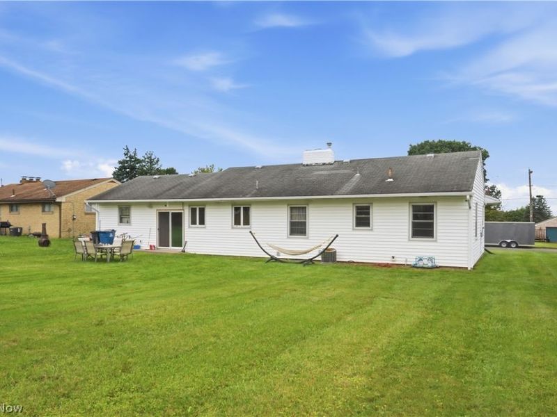 695 Moore Avenue, Campbell, OH 44405 Photo 6