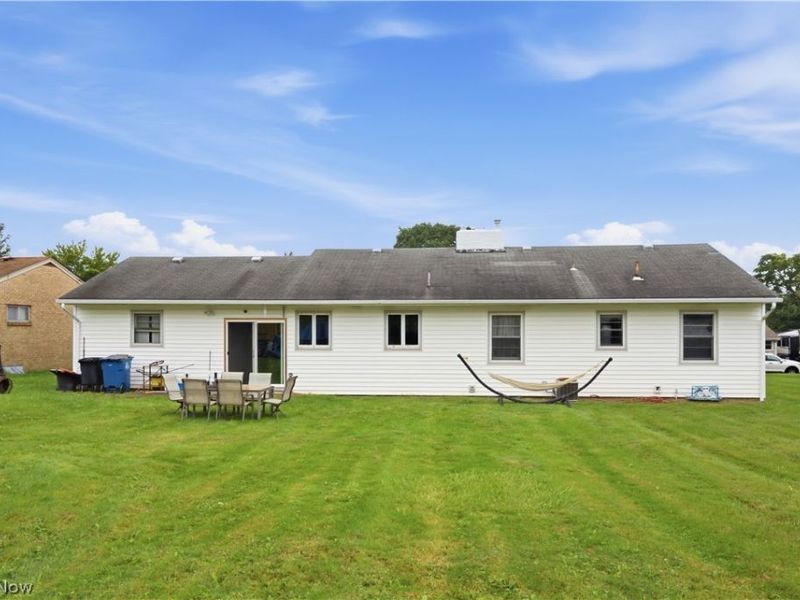 695 Moore Avenue, Campbell, OH 44405 Photo 7