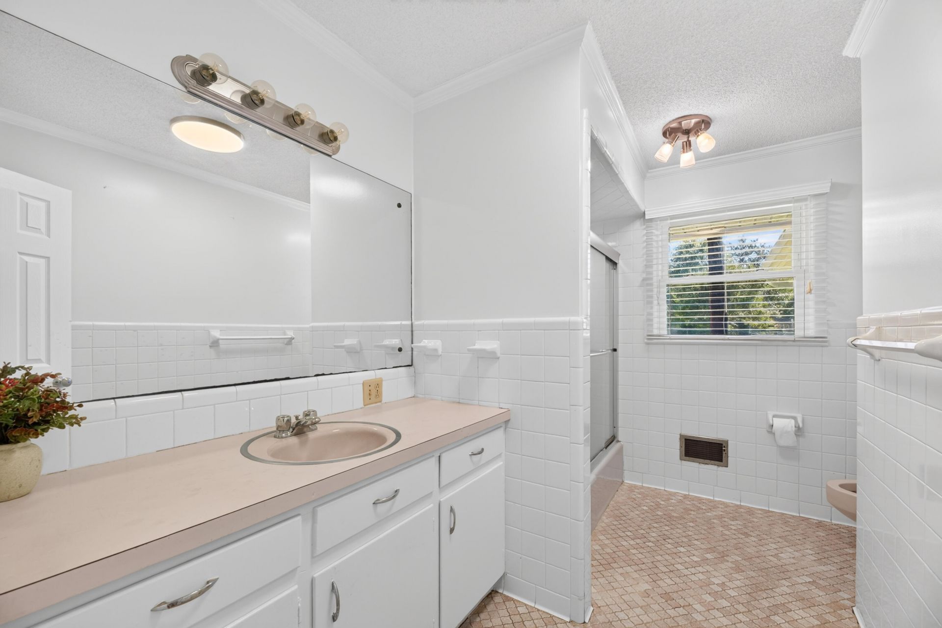 1793 Forest Drive Photo 26
