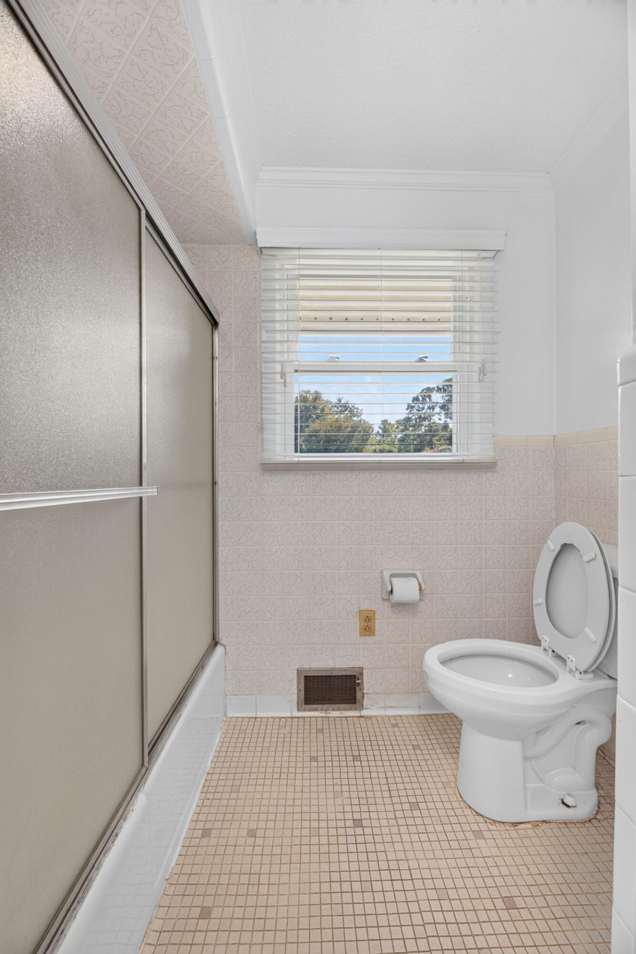1793 Forest Drive Photo 38