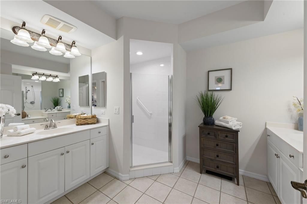1001 Arbor Lake Dr , Unit 606, Naples, FL 34110 Photo