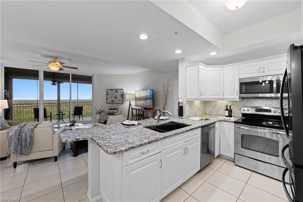 1001 Arbor Lake Dr , Unit 606, Naples, FL 34110 Photo