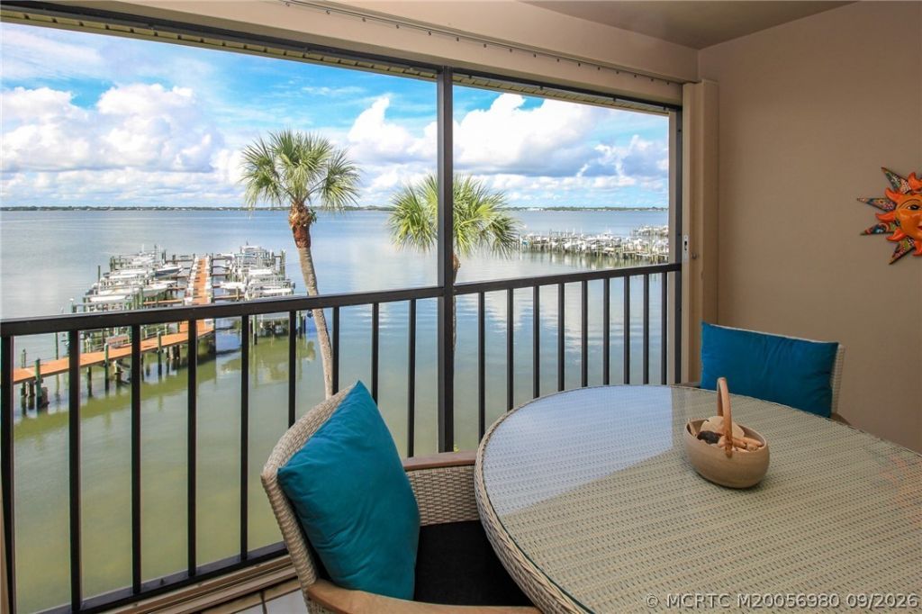 4620 NE Sandpebble Trace, Unit 403, Stuart, FL 34996 Photo