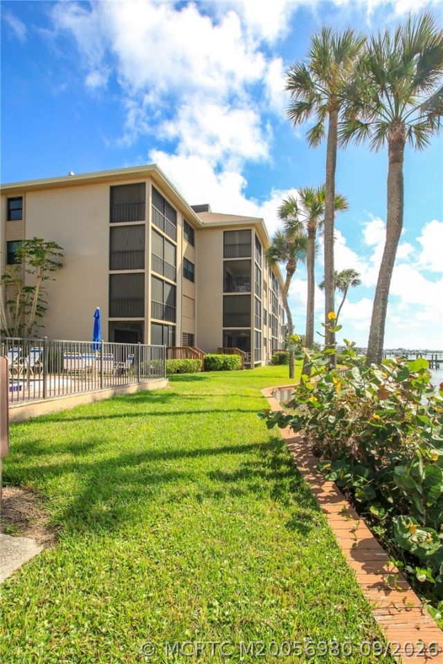 4620 NE Sandpebble Trace, Unit 403, Stuart, FL 34996 Photo