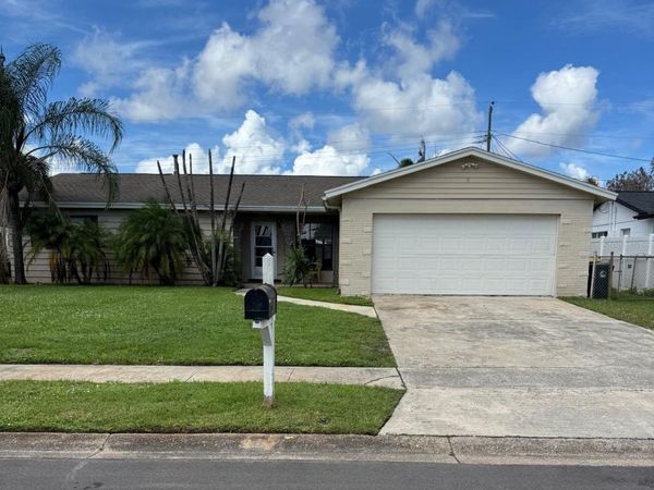 978 NAGLE DRIVE , ROCKLEDGE, FL 32955