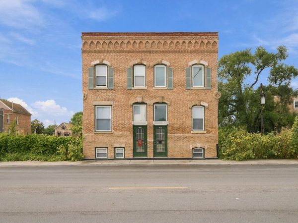 24 S Sacramento Boulevard, Chicago, IL 60612